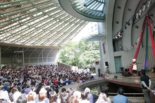 〈第3回パンダ音楽祭〉満員の観客が“ゆるエモ”な一日を堪能-OTOTOYライヴレポ