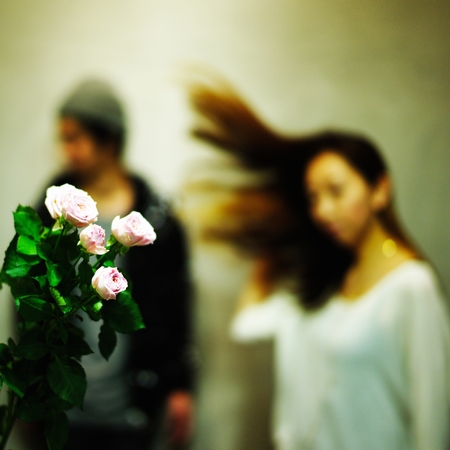delofamilia、新作『Carry on Your Youth』から「Roll」のMV先行公開