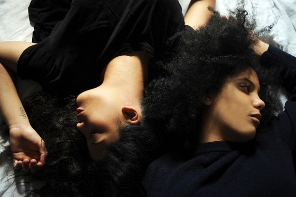 注目の双子姉妹デュオIbeyiがMV公開