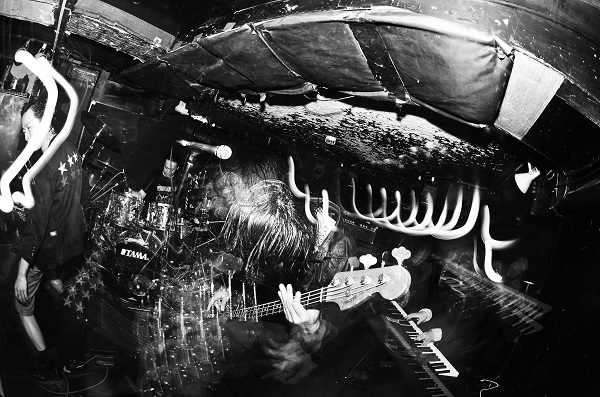 〈FUZZ’Em ALL vol.5〉KAGEROvs THE RiCECOOKERSでUSツアーを再現!?