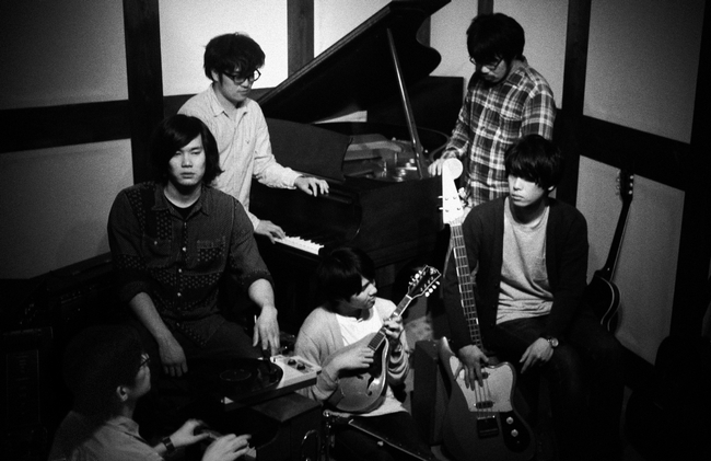 森は生きている主催イヴェント〈グッド・ナイト〉にツチヤニボンド、ランタンパレード