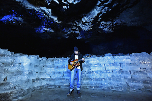 曽我部恵一、美しき氷の洞窟で録音した“最高音質”EPをリリース