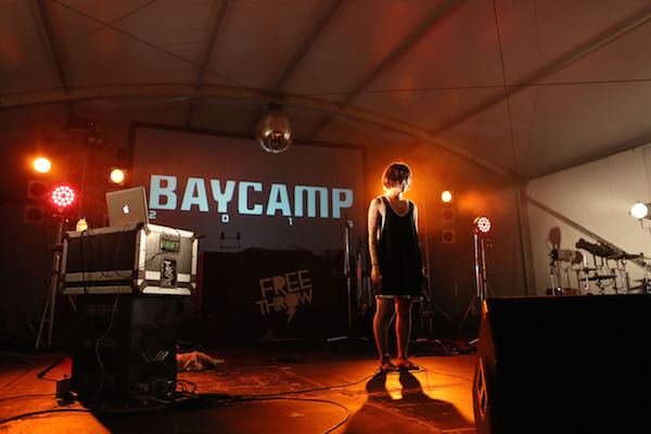 水曜日のカンパネラ〈BAYCAMP 2014〉の櫓から“魂”のちゃぶ台返しーーOTOTOYライヴ・レポート