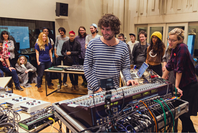 特別レポート:1日潜入! RED BULL MUSIC ACADEMY TOKYO 2014