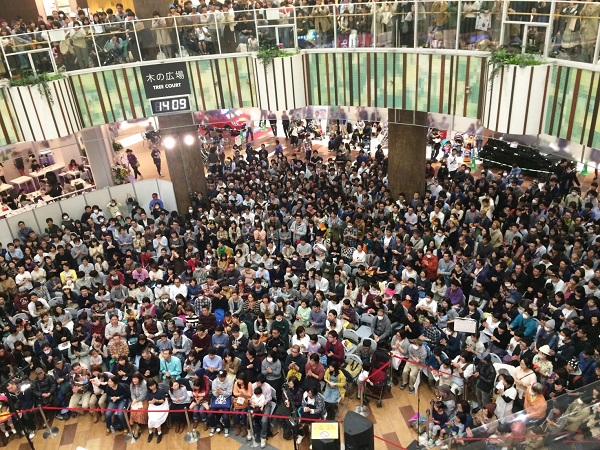 クラムボン、イオンモールに驚異の5,000人集客
