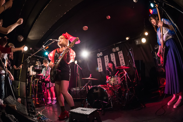 ぽわん、ぱいぱいでか美の盟友が加入! 新譜発売&モルヒネ東京、LFAJ出演のレコ発も決定