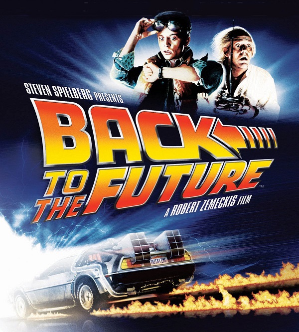 デロリアンが東京に出現!『バック・トゥ・ザ・フューチャー』コンサート開催