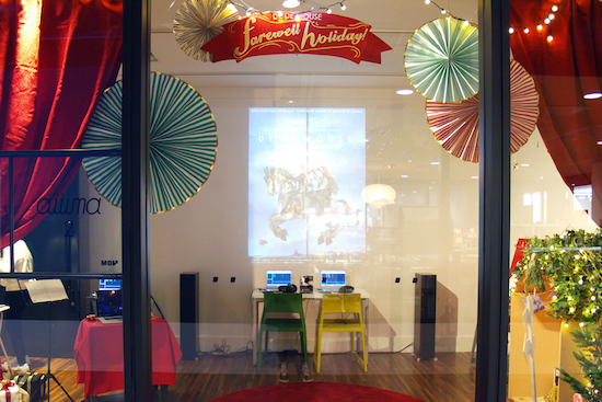 DE DE MOUSEのアルバム作品世界を堪能——「farewell holiday!」exhibitionレポート