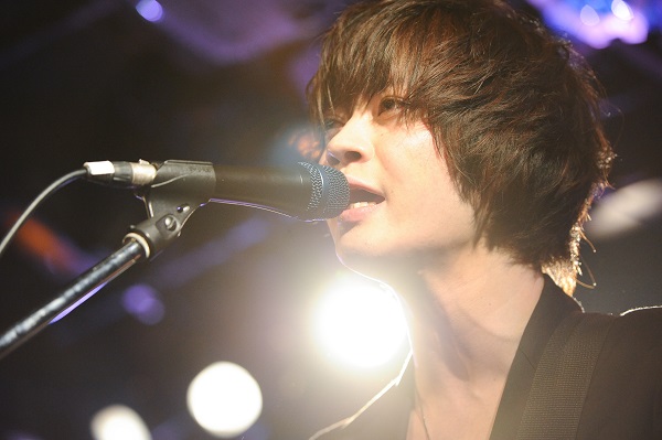 “みんなの背中を少しでも押せたら” ジョゼ自主企画ライヴで『YOUNGSTER』から新曲披露―OTOTOYライヴレポ