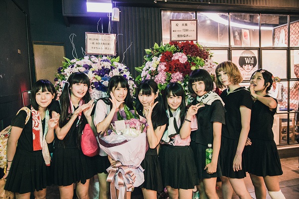ベルハー、190分超えDVD発売! TIRA卒業ワンマン、アンナ脱退公演、〈夏の魔物〉も完全収録