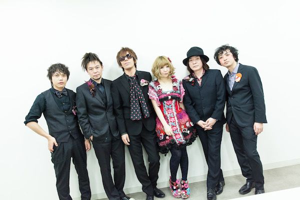 【ライヴ・レポート】大森靖子、CDJで出産後初ステージ「産休中にアルバム作りました」
