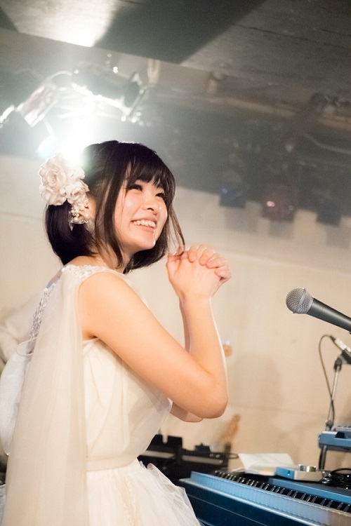 Aureole “Last Step”を経て希望に満ちた次なるステージへ―OTOTOYライヴレポ
