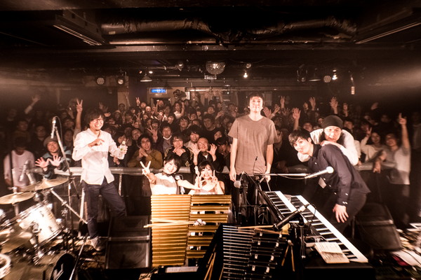 Aureole “Last Step”を経て希望に満ちた次なるステージへ―OTOTOYライヴレポ