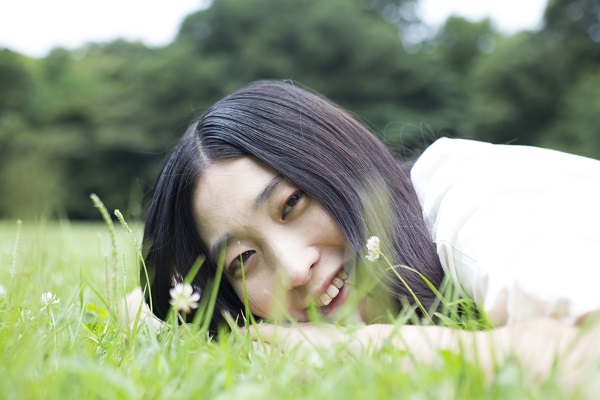 寺尾紗穂『わたしの好きなわらべうた』リリース記念ワンマンを開催