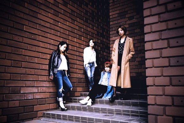 〈THE WORDS TOWN WEDNESDAY#8〉に井上富雄with 尾上サトシ、sugar’N’spice、ハイエナカー、山﨑彩音が出演