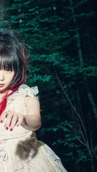大森靖子MVに待望の黒宮れい出演 新アルバムから「みっくしゅじゅーちゅ」