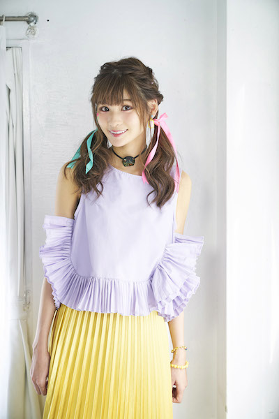 声優・渡部優衣が特別列車"vivid station号"の運転手兼ガイドに!新アルバムを全曲解説